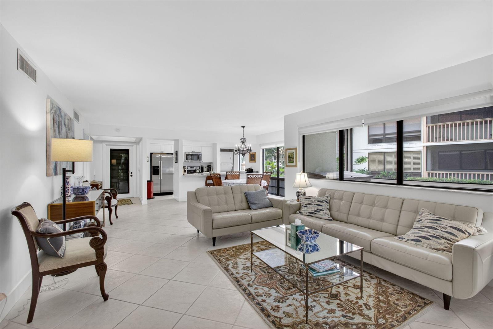 611 Brackenwood Cove, Palm Beach Gardens FL 33418