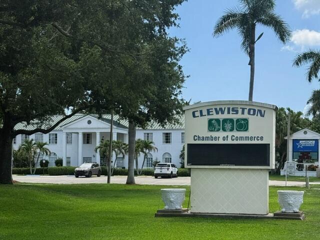 355 N Olivo Street, FL 33440