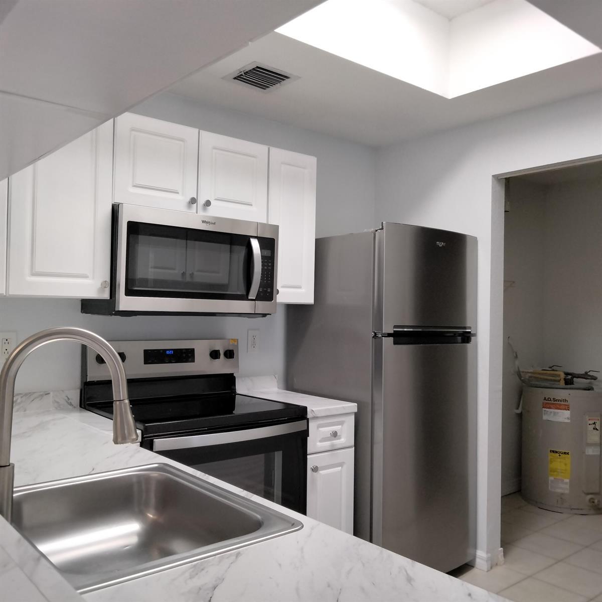 2803 Sarento Place # 111, Palm Beach Gardens FL 33410