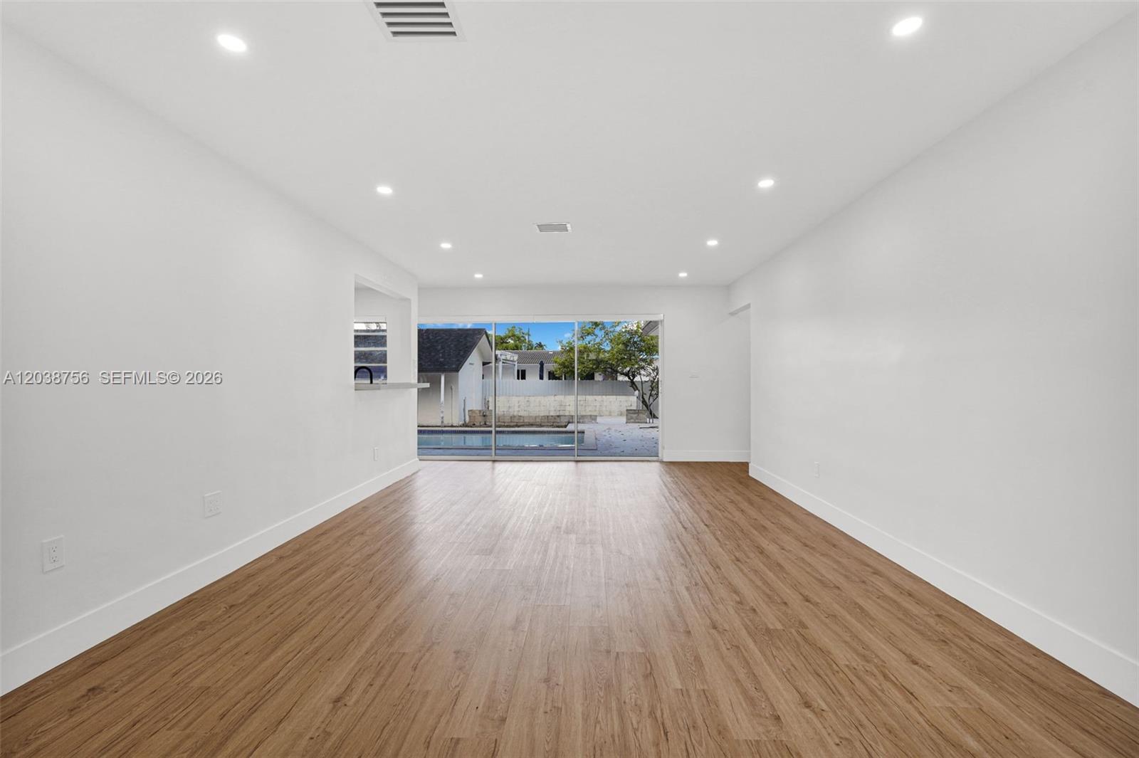 8201 SW 42nd St, Miami FL 33155 photo 5