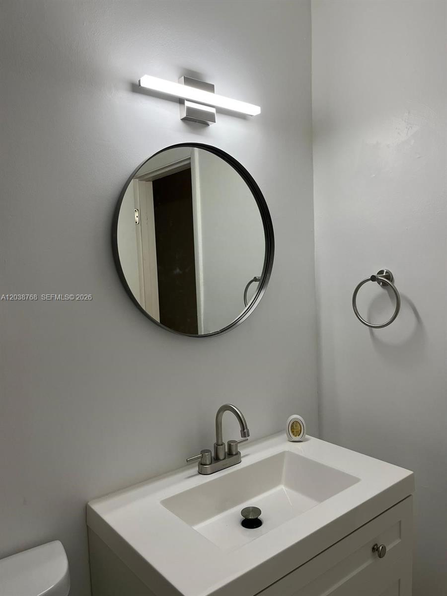325 NE 2 # 5, Hallandale Beach FL 33009 photo 3