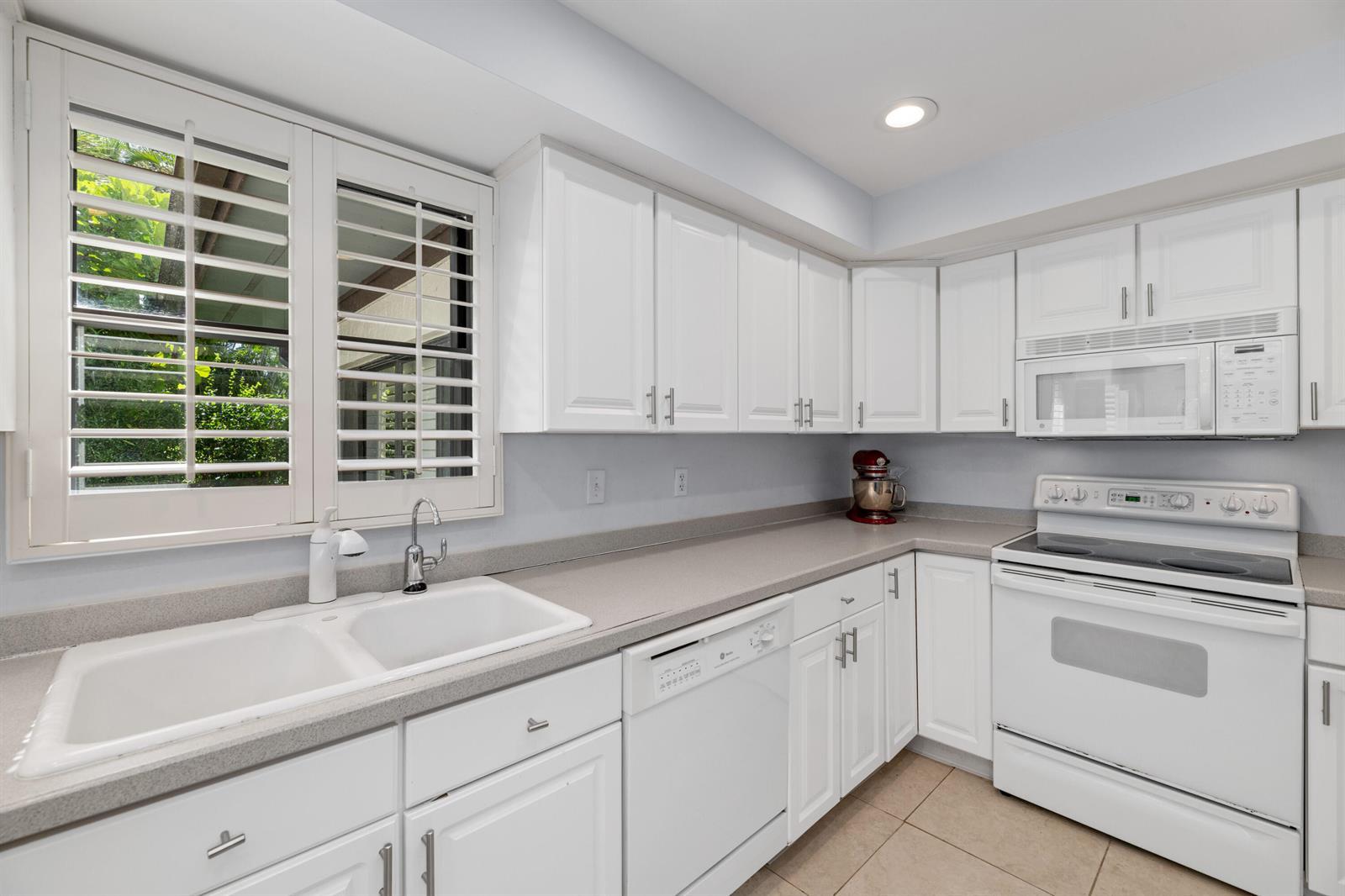 13362 Polo Road W # B102, Wellington FL 33414 photo 5