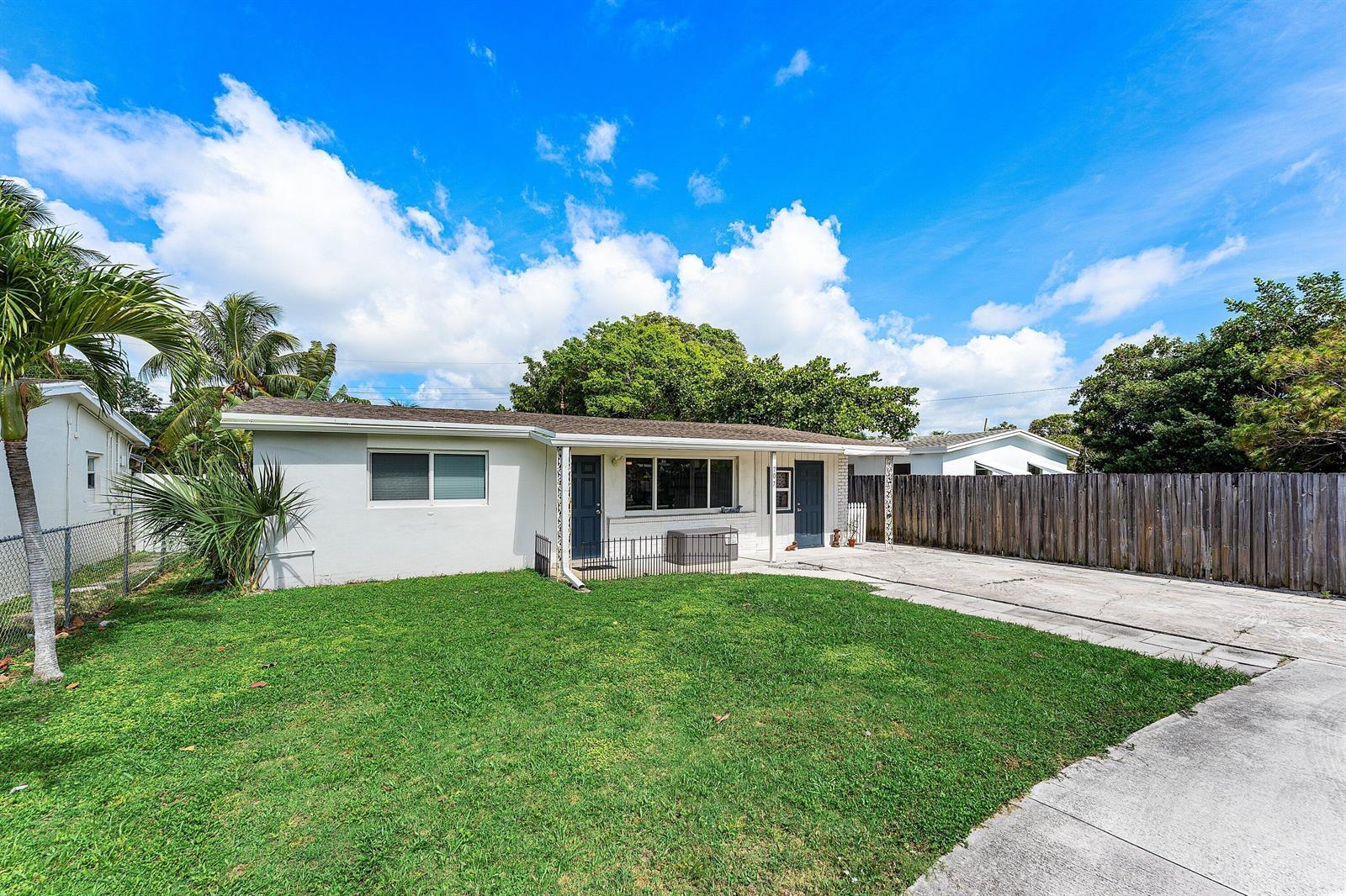 707 S Broadway, Lantana FL 33462 photo 3