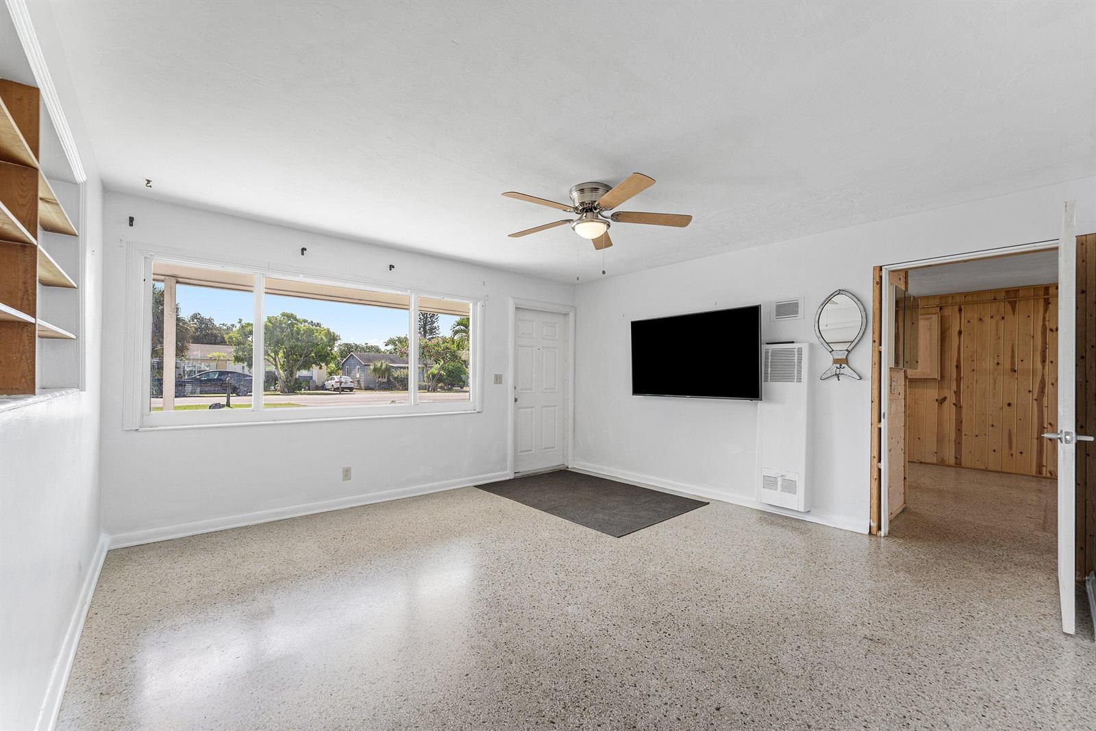 707 S Broadway, Lantana FL 33462 photo 4