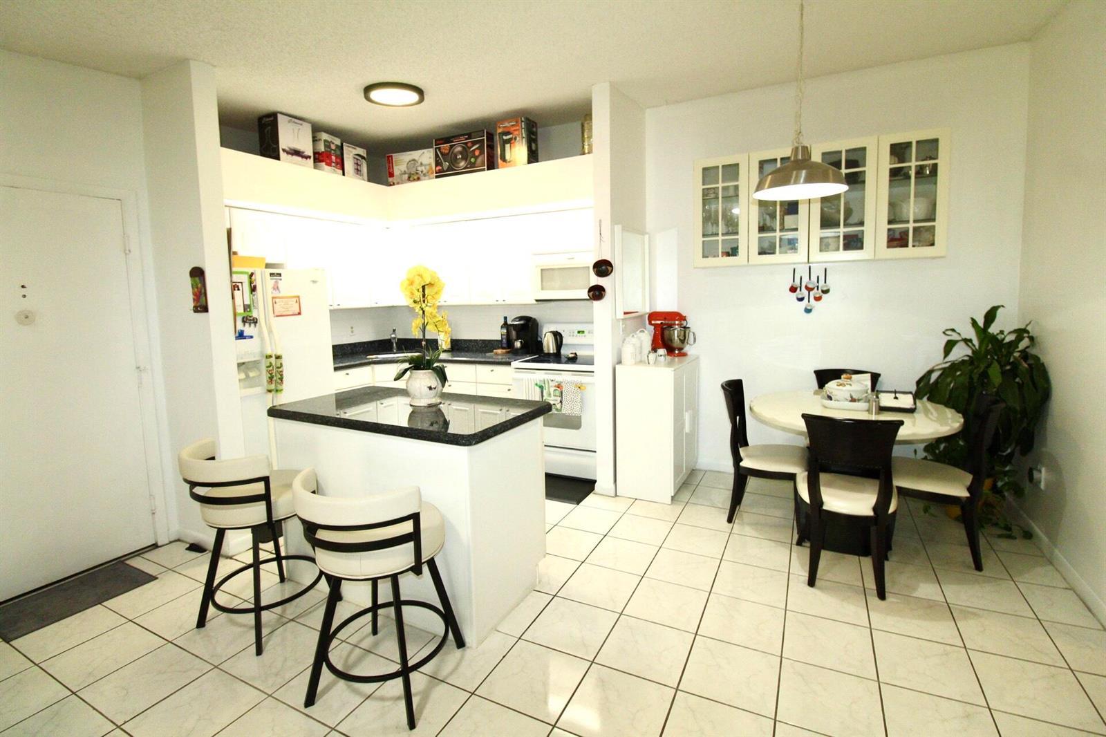 9342 S Belfort Circle # 214, Tamarac FL 33321