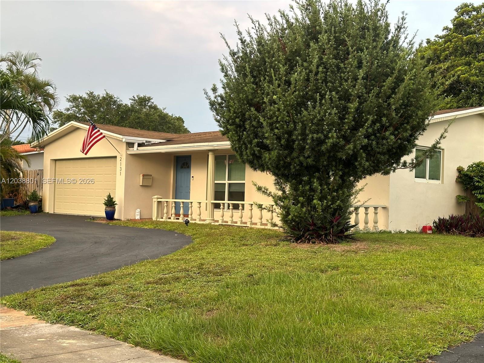 2121 N 52nd Ave, Hollywood FL 33021