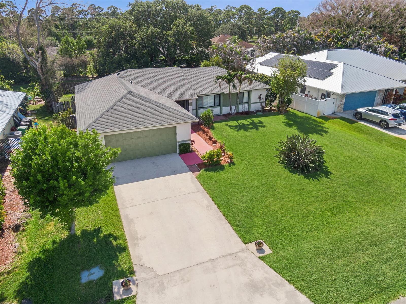 2526 SE Perugia Street, Port St. Lucie FL 34952 photo 2