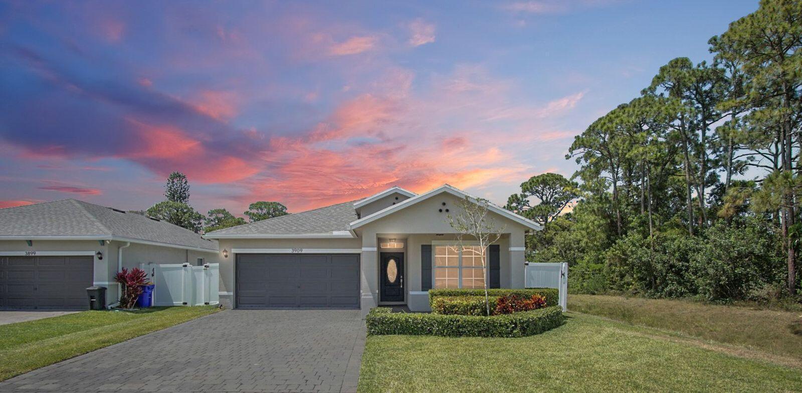 3909 SE Lee Street, Stuart FL 34997