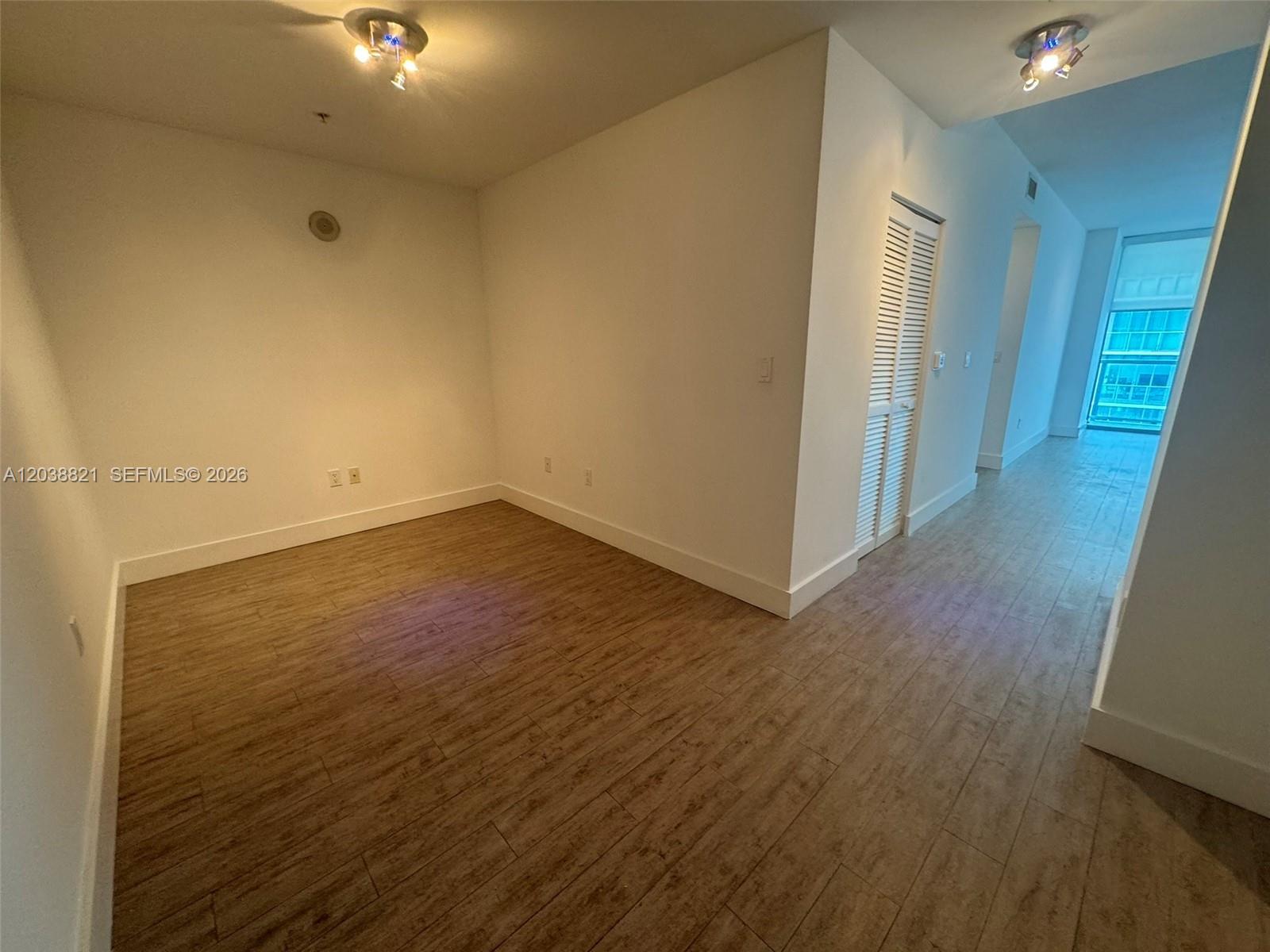 79 SW 12th St, Miami FL 33130 photo 3