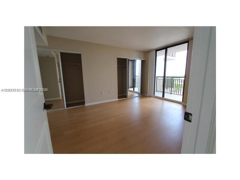 540 Brickell Key Dr # 918, Miami FL 33131 photo 3