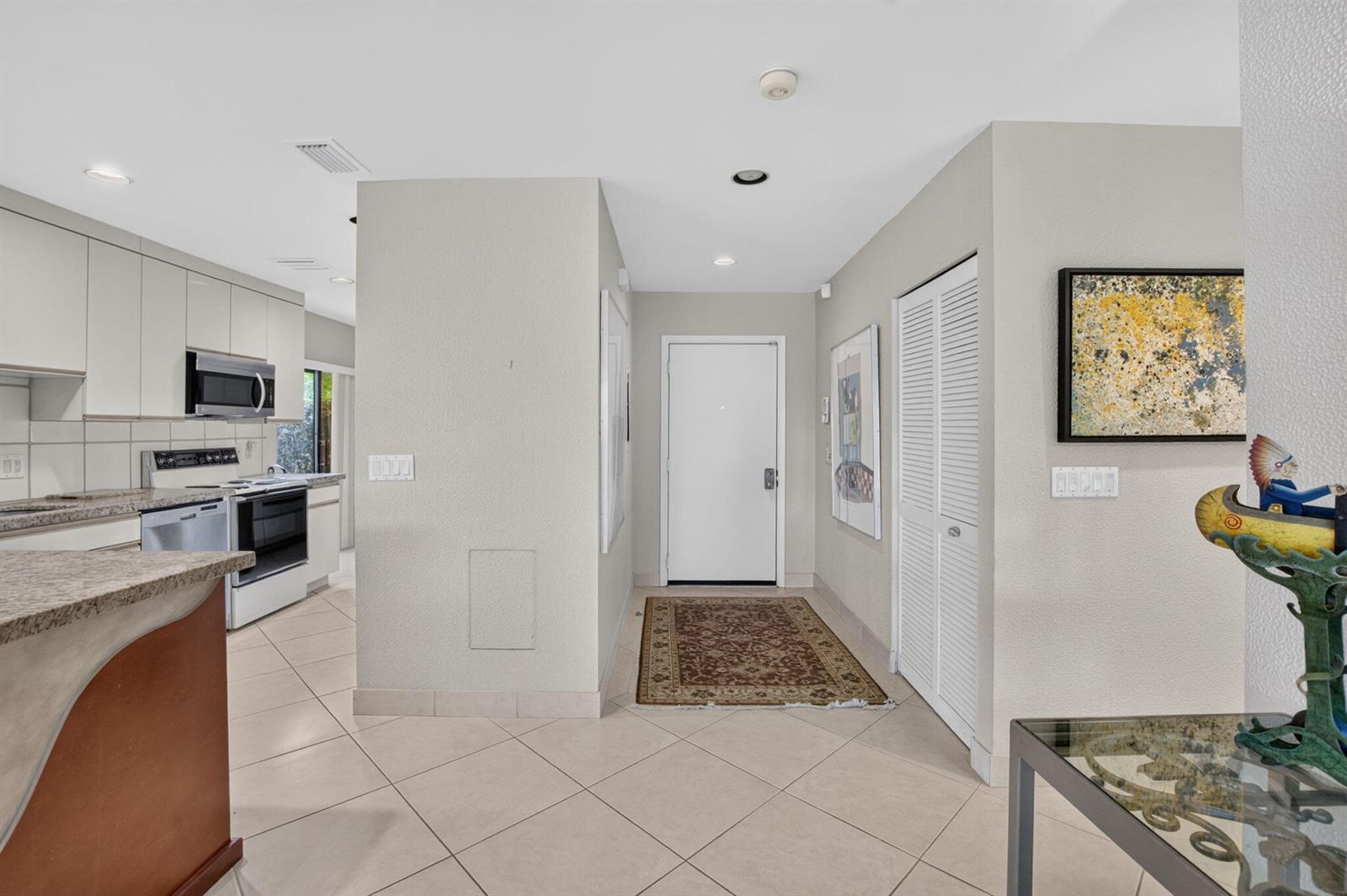 4 Eastgate Drive # C, Boynton Beach FL 33436 photo 3