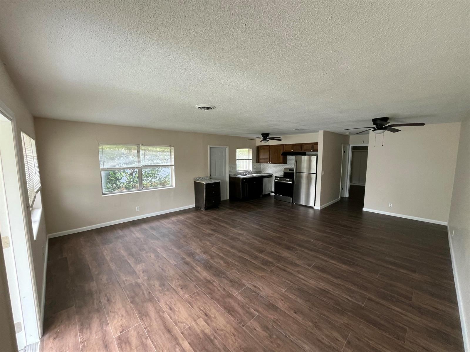 1335 NW 7th Terrace, Fort Lauderdale FL 33311 photo 2