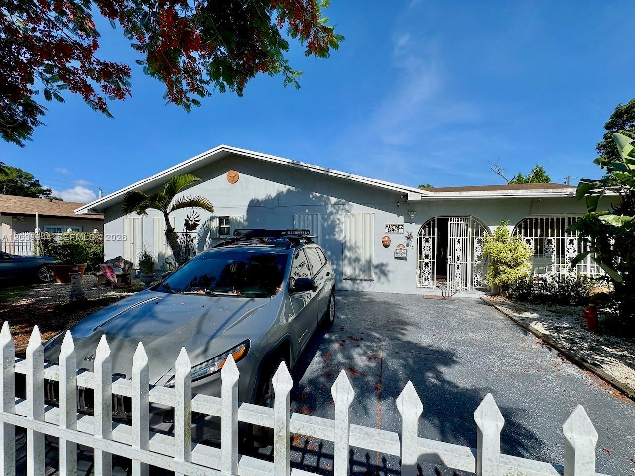 15940 NW 37th Pl, Miami Gardens FL 33054