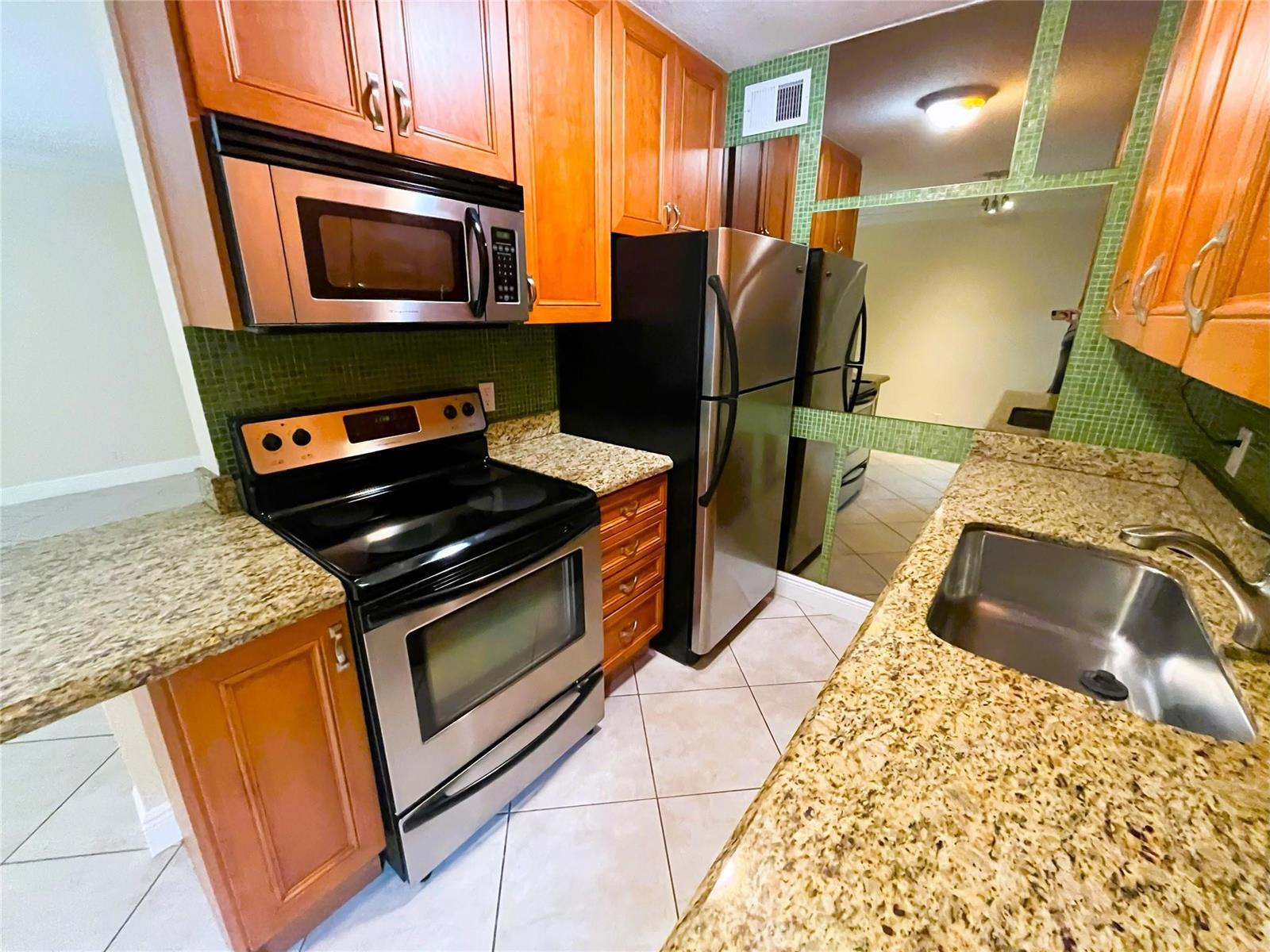 1460 NE 18th Street # 104, Fort Lauderdale FL 33305 photo 4