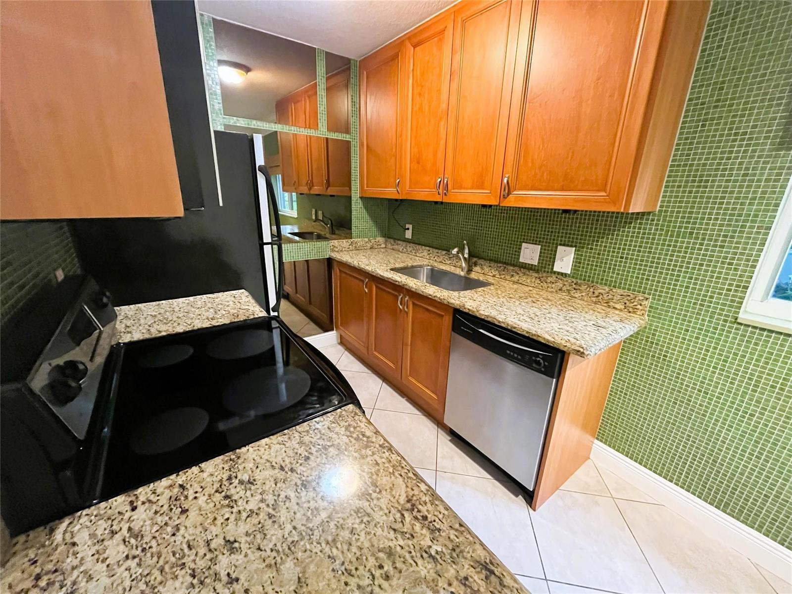 1460 NE 18th Street # 104, Fort Lauderdale FL 33305 photo 5
