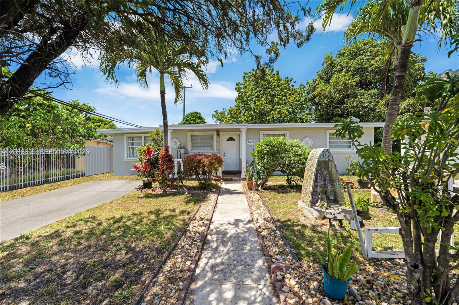 3035 NW 83rd St, Miami FL 33147 photo 2