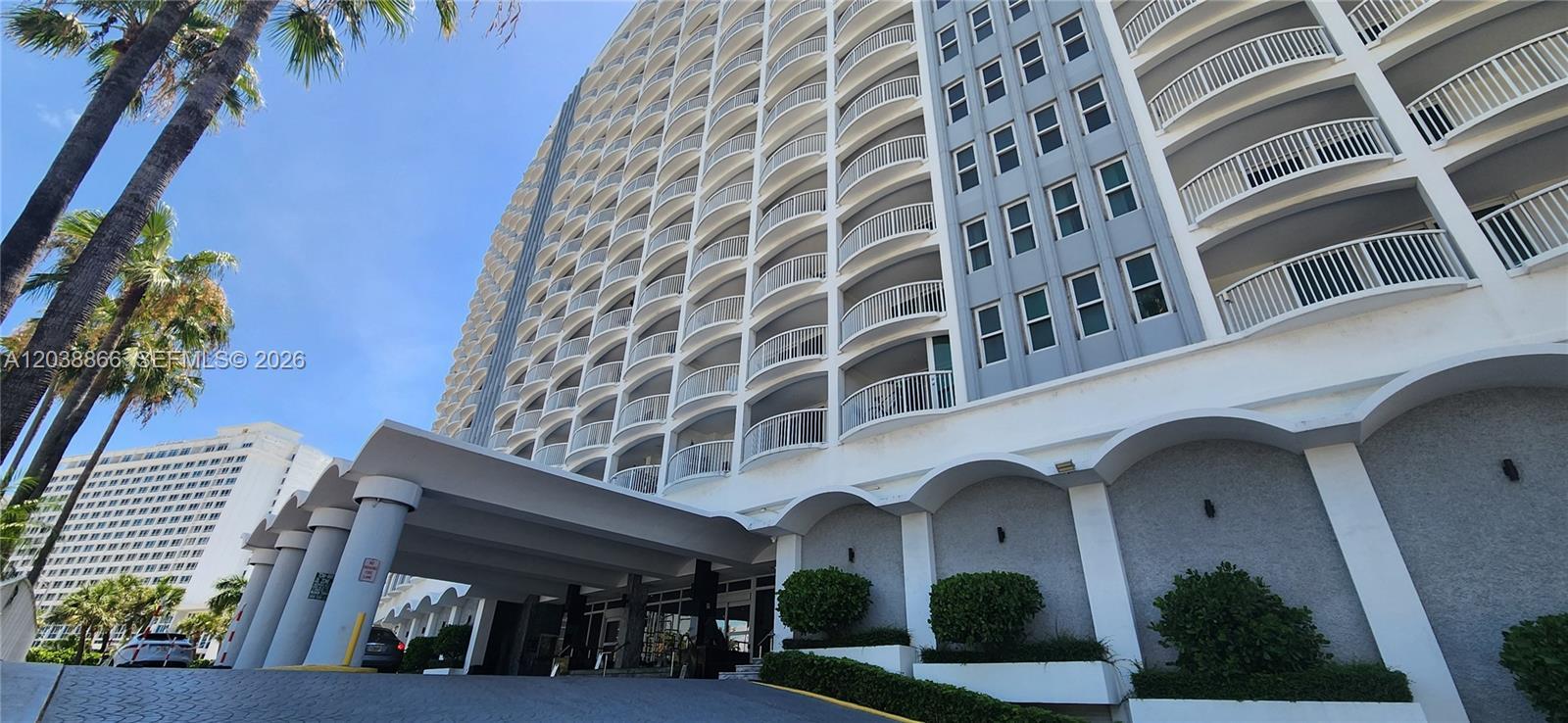 5401 Collins Ave # 1513, Miami Beach FL 33140 photo 2