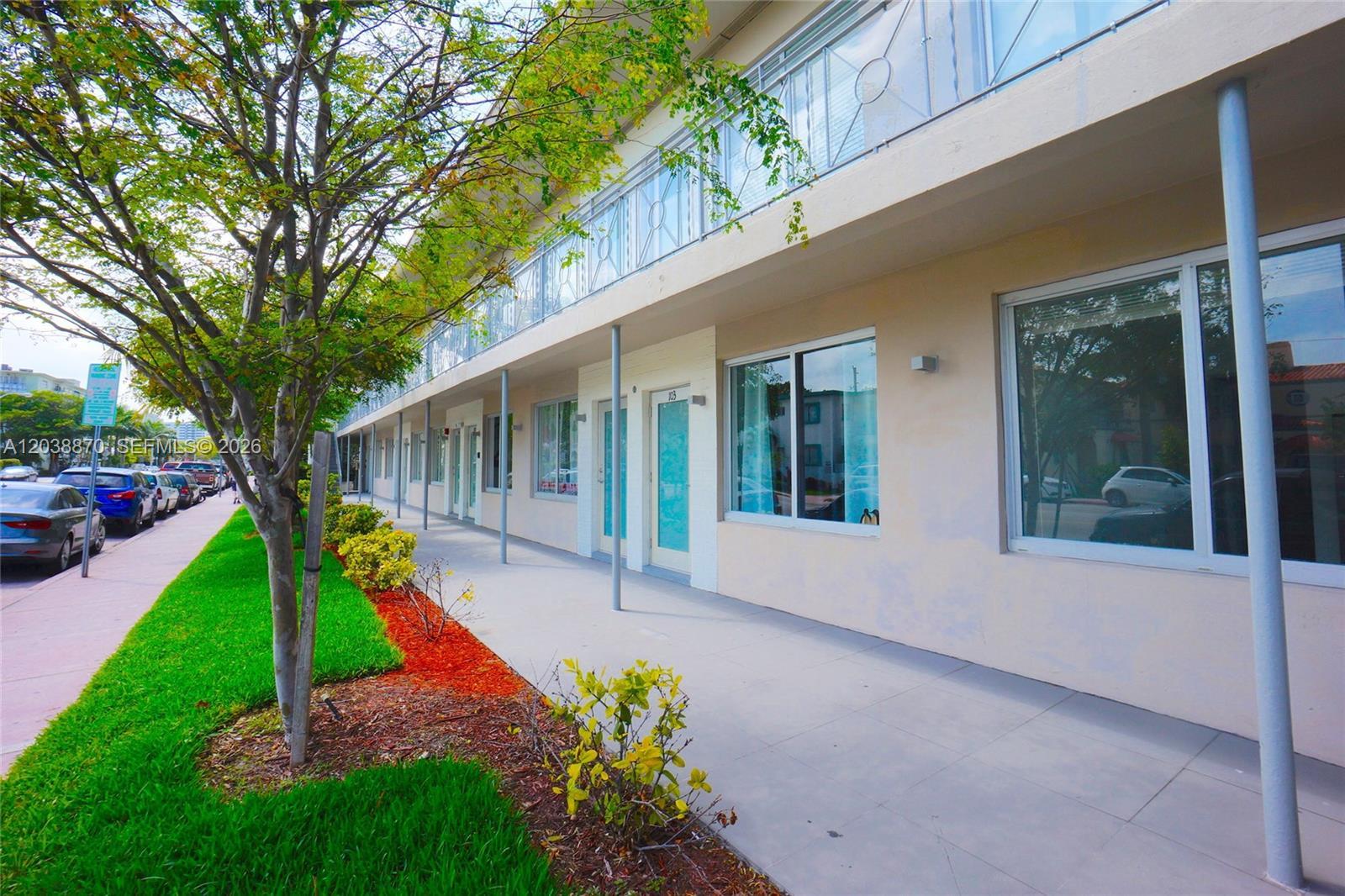 801 15th St # 203, Miami Beach FL 33139