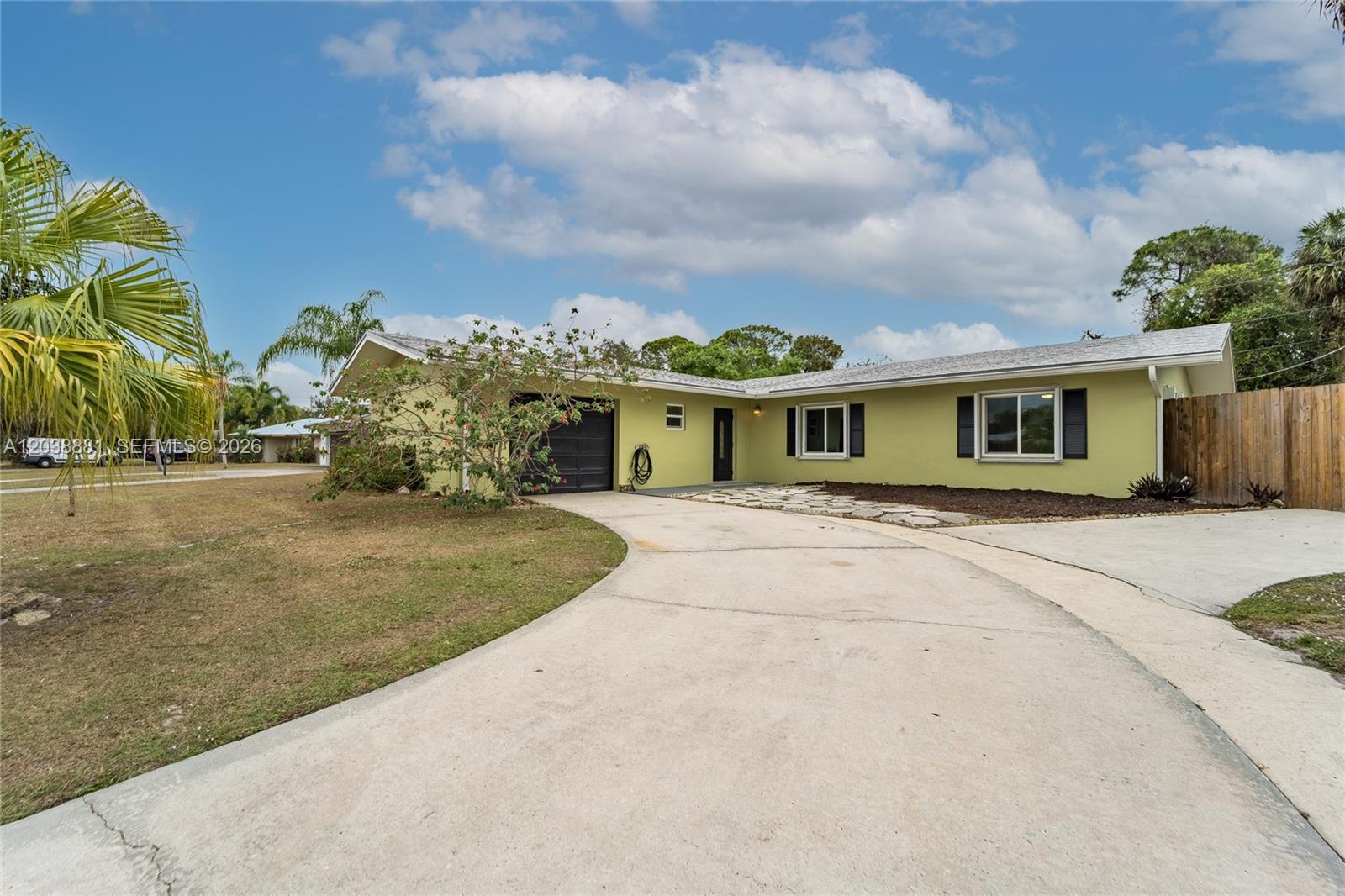 607 N Coconut Ave N # 607, Port St. Lucie FL 34952 photo 2