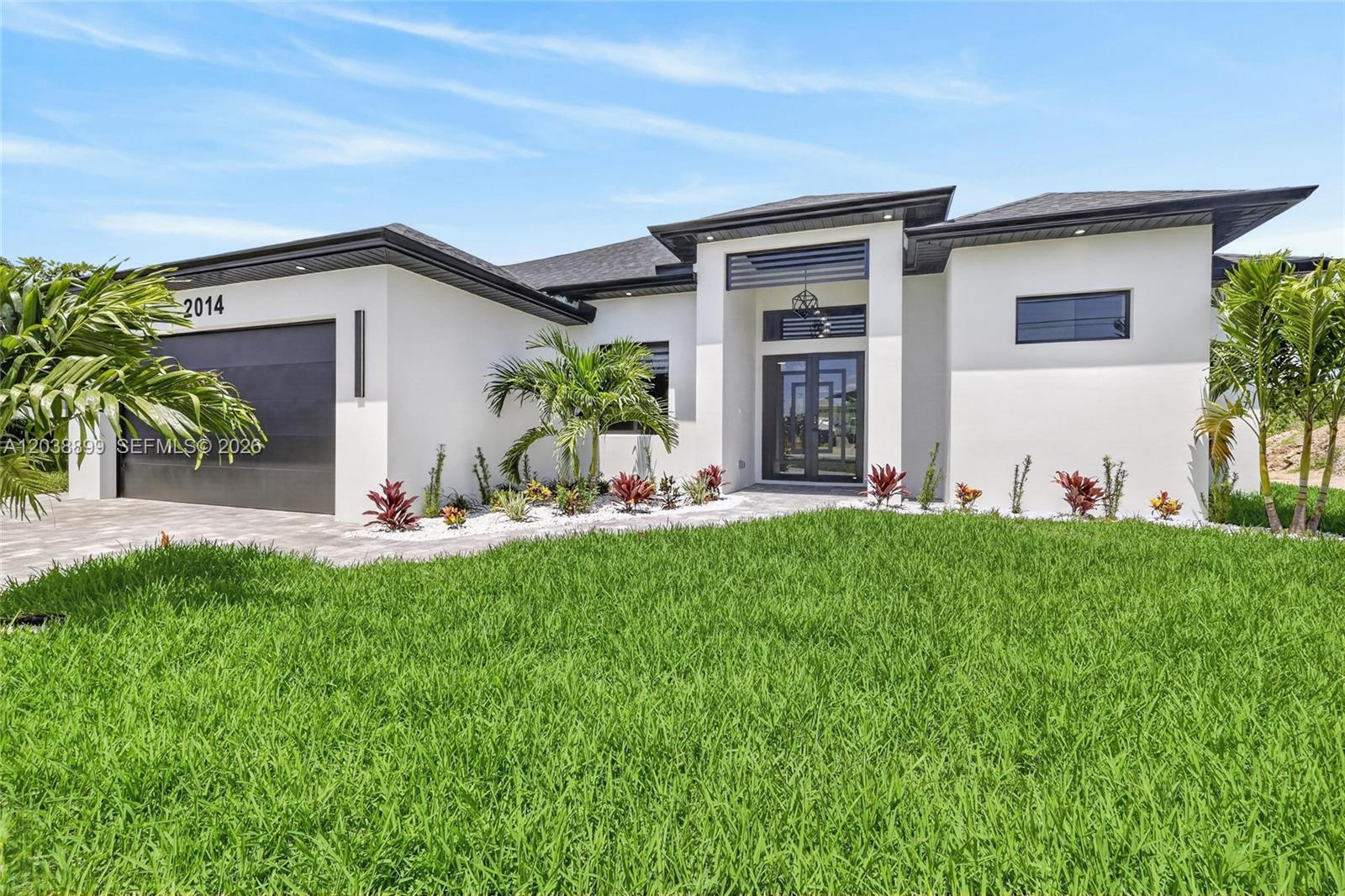 2014 SW 8th PL, Cape Coral FL 33991