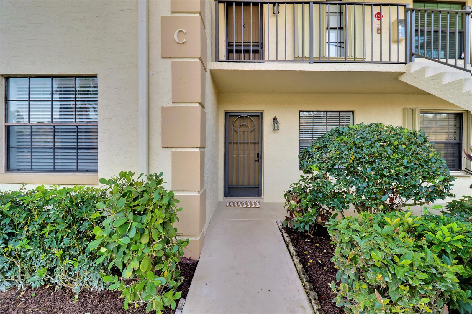 1001 Pinecrest Circle # C, Jupiter FL 33458 photo 4