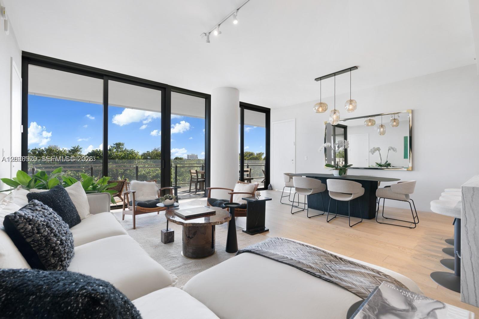 8701 Collins Ave # 404, Miami Beach FL 33154 photo 2