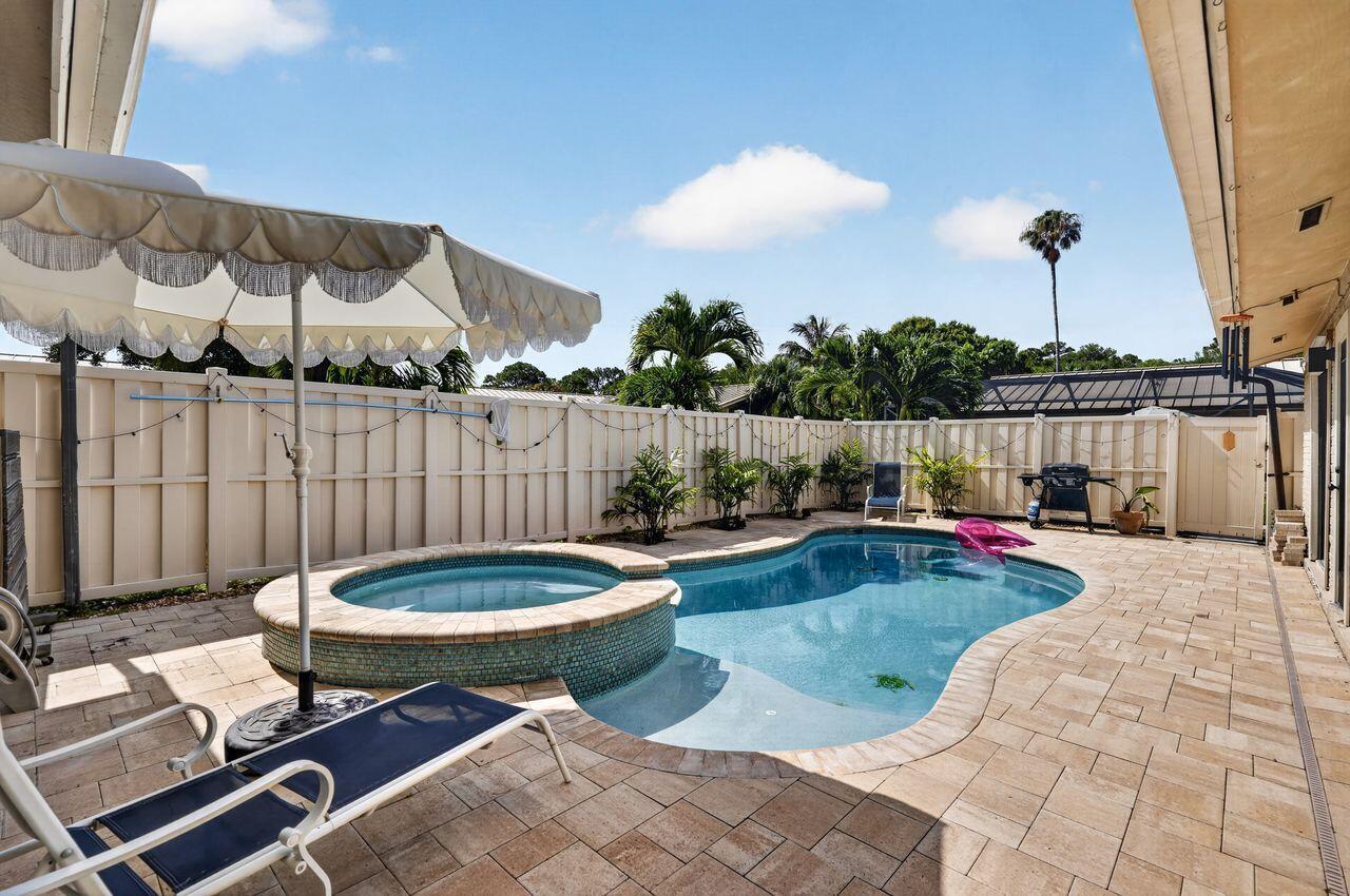 5378 Eagle Lake Drive, Palm Beach Gardens FL 33418