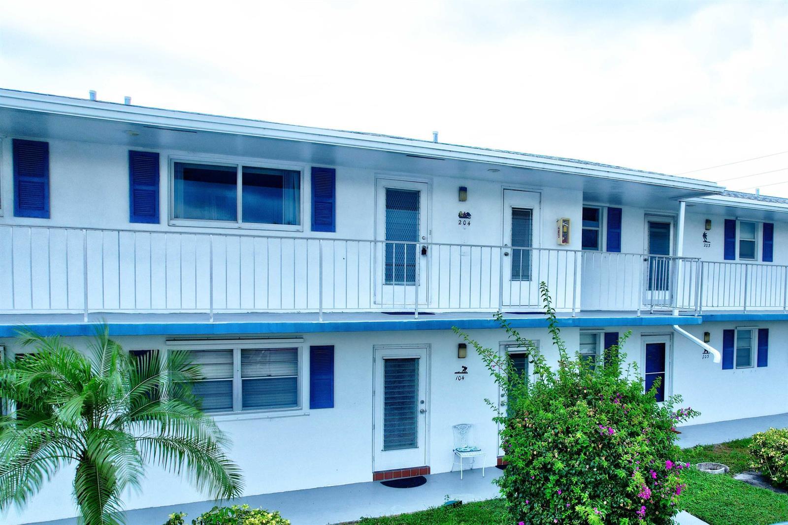1118 Lake Terrace # 204, Boynton Beach FL 33426 photo 3