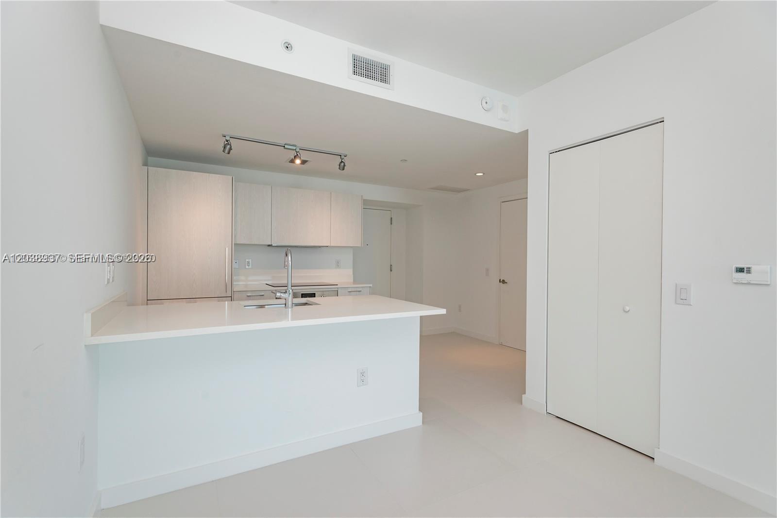 501 NE 31st St # 3505, Miami FL 33137 photo 2