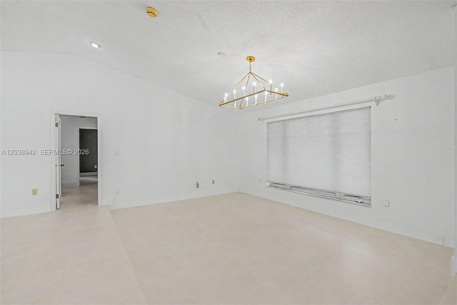 8021 SW 162nd St, Palmetto Bay FL 33157 photo 4