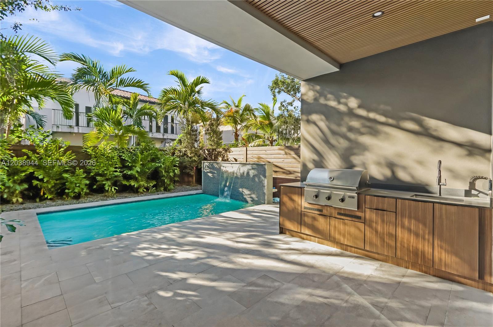 3086 Indiana St, Miami FL 33133 photo 5