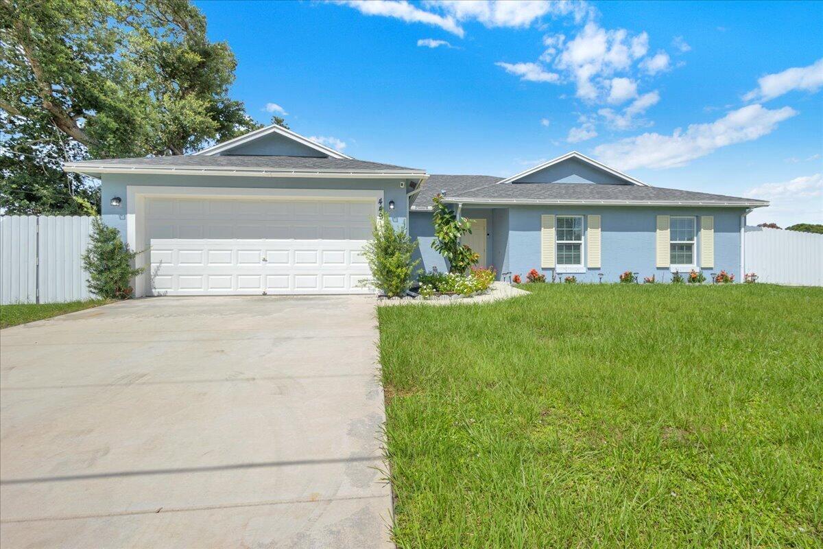 449 SE Whitmore Drive, Port St. Lucie FL 34984