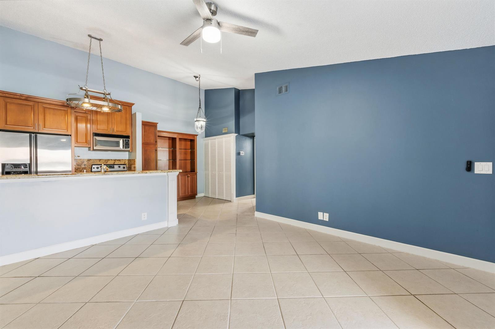 6314 Chasewood Drive, Jupiter FL 33458 photo 4