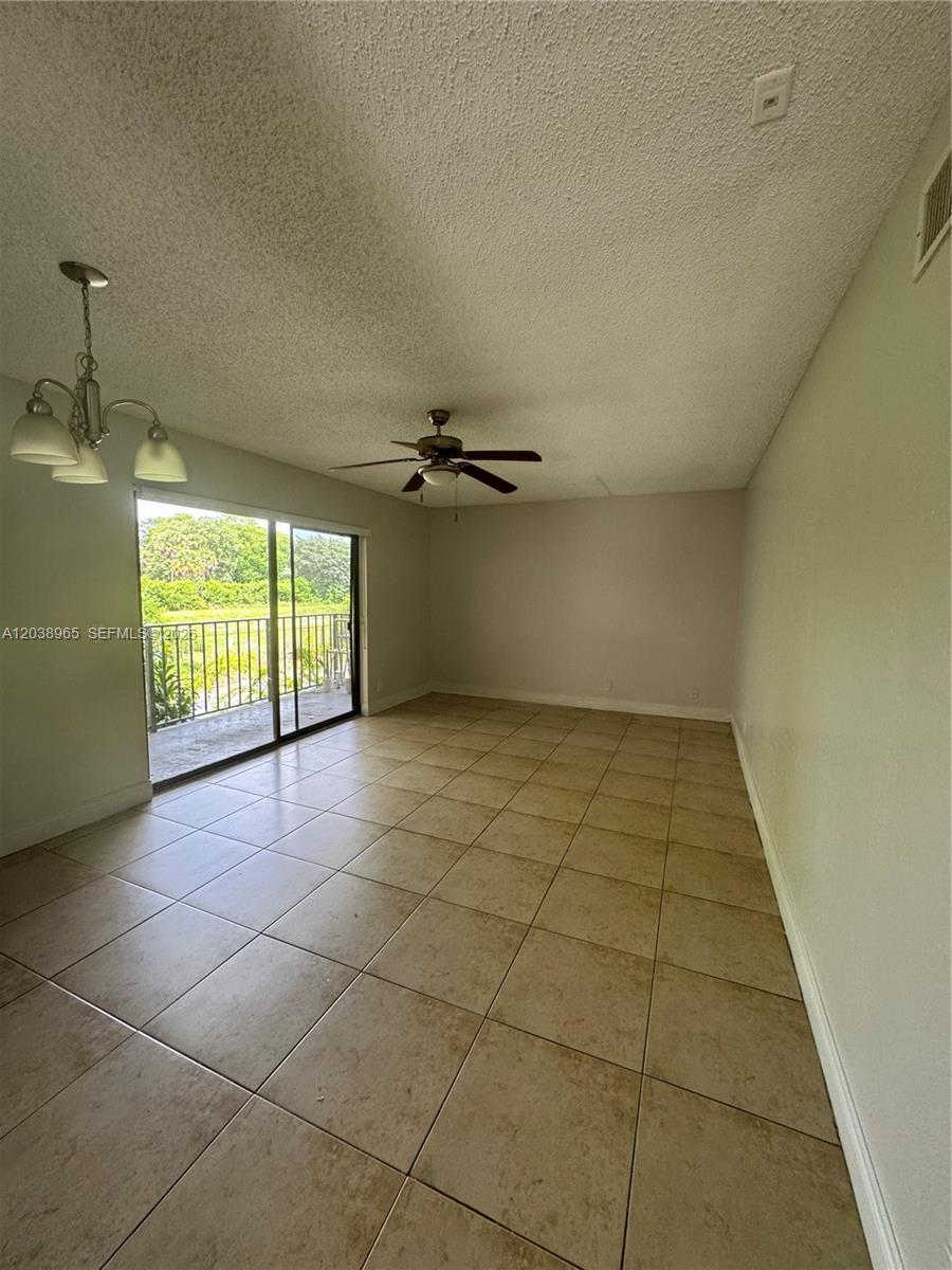 1661 Balfour Point Dr # H, West Palm Beach FL 33411 photo 2