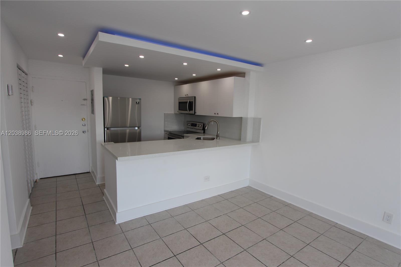 801 NW 47th Ave # 614W, Miami FL 33126 photo 2