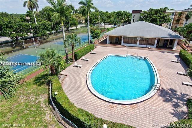 11905 NE 2nd Ave # C411, North Miami FL 33161 photo 3