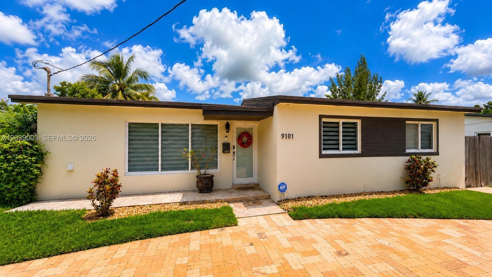 9101 SW 16th St, Miami FL 33165