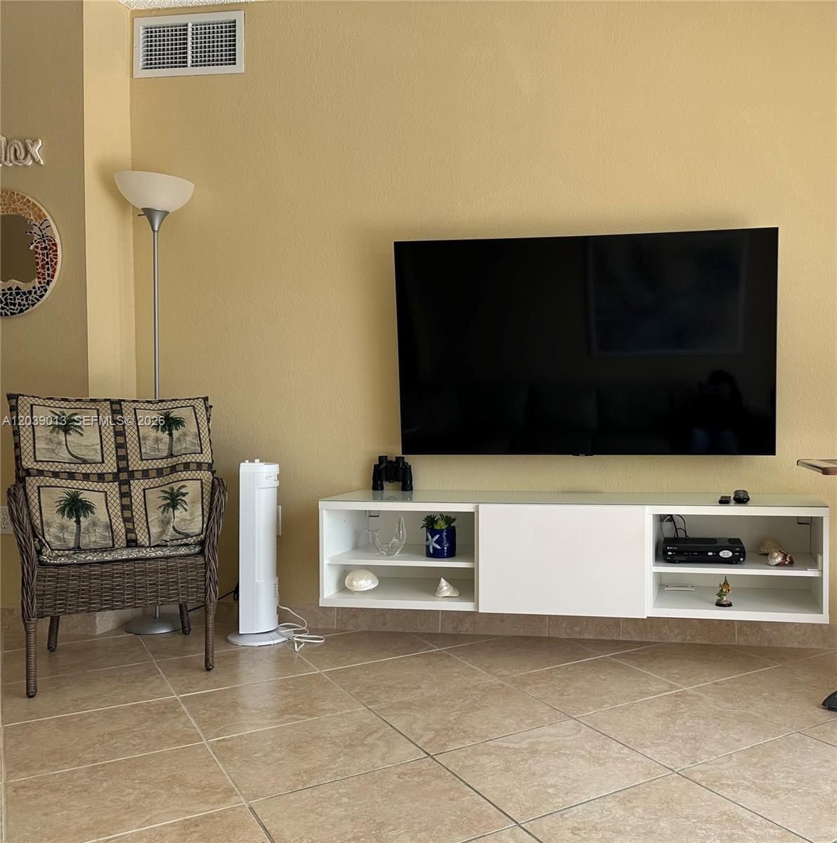1950 S Ocean Dr # 4C, Hallandale Beach FL 33009 photo 4
