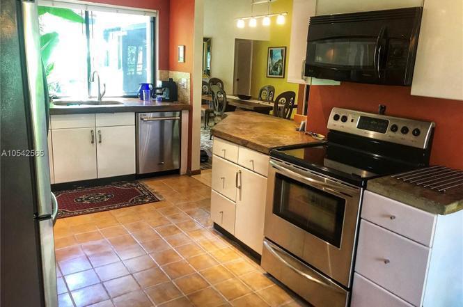 414 NE 195th Street # 414, Miami FL 33179 photo 4