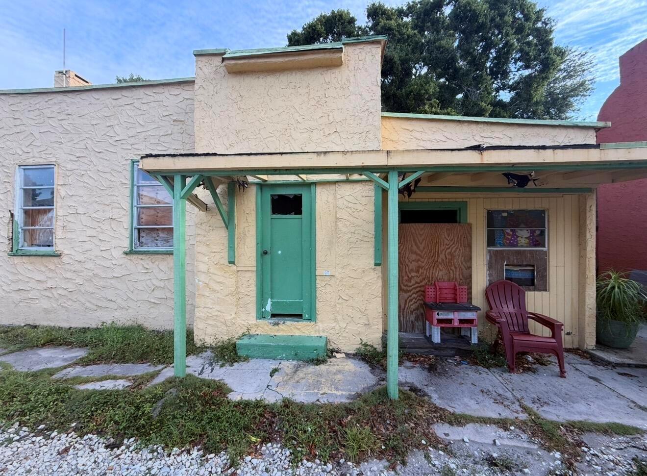 622 Texas Court, Fort Pierce FL 34950 photo 3