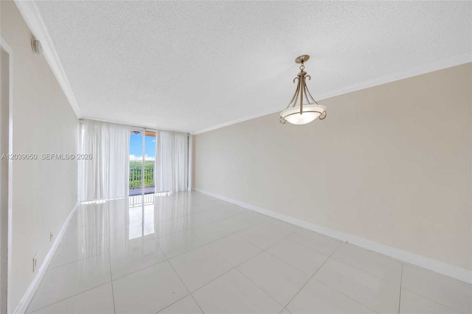 2450 NE 135th St # 1006, North Miami FL 33181 photo 5
