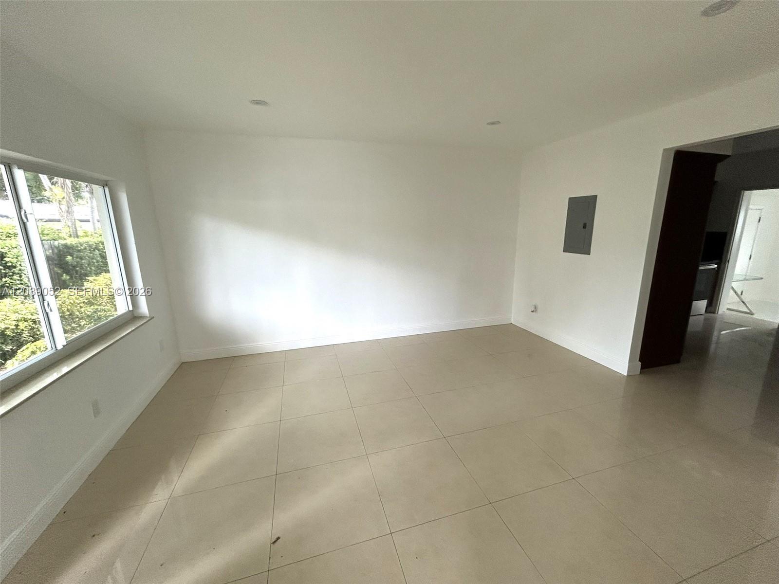 1530 NE 110th Ter, Miami FL 33161 photo 3