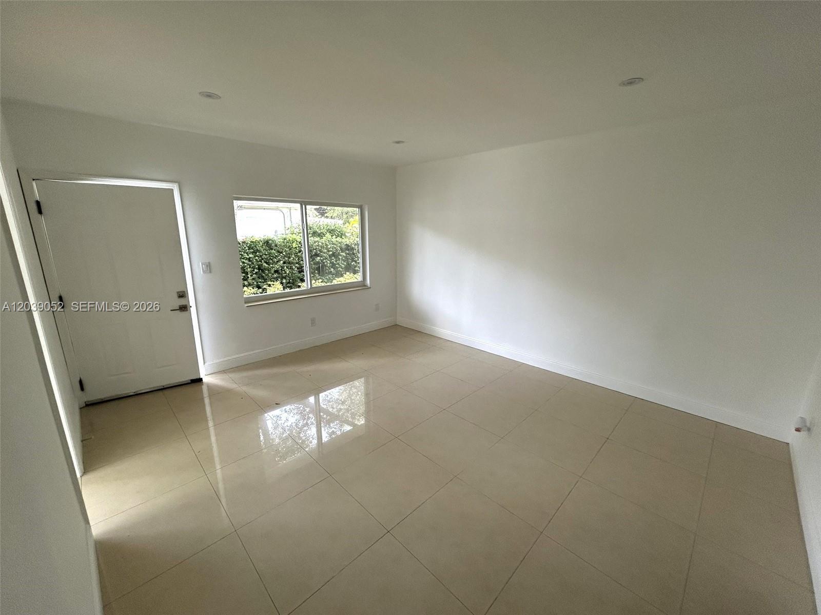 1530 NE 110th Ter, Miami FL 33161 photo 4