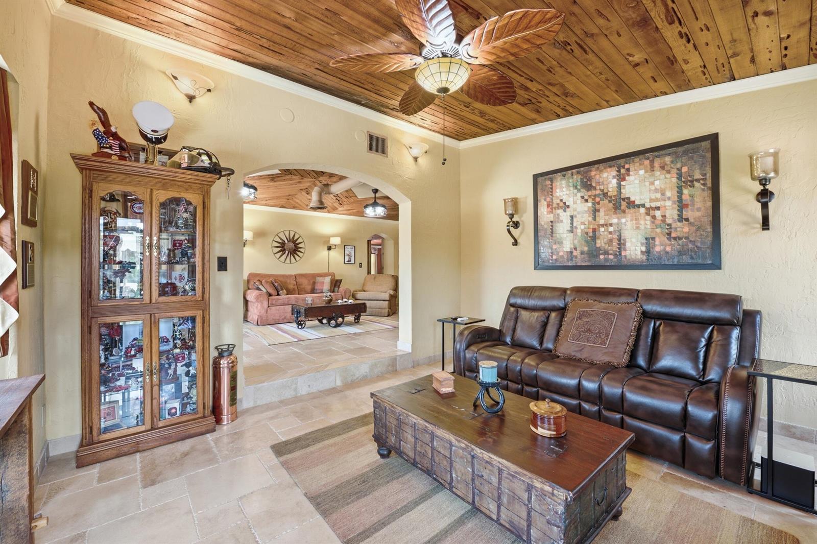 1055 S Brevard Avenue, Cocoa Beach FL 32931 photo 4