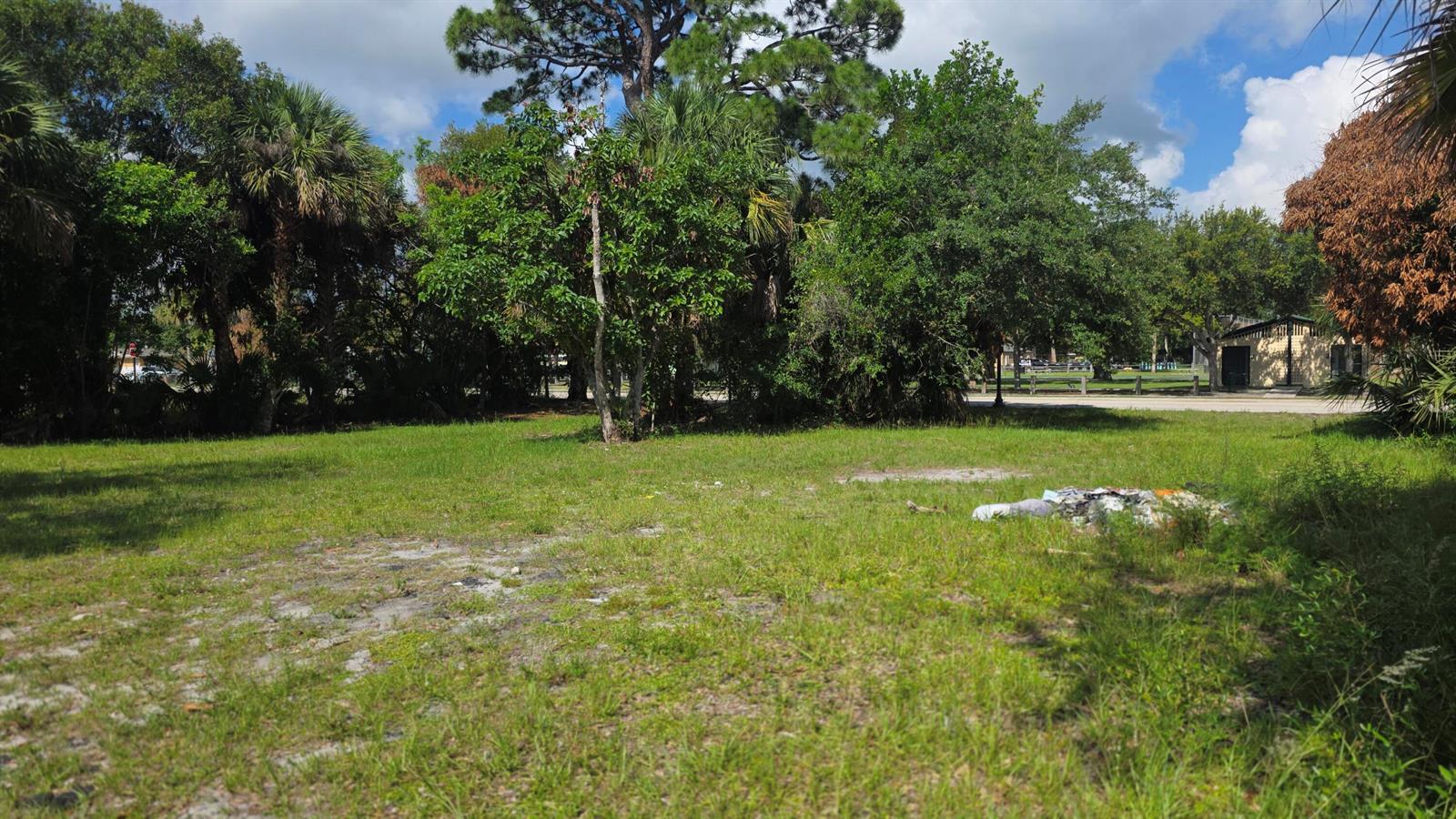 407 Dundas Court, Fort Pierce FL 34950