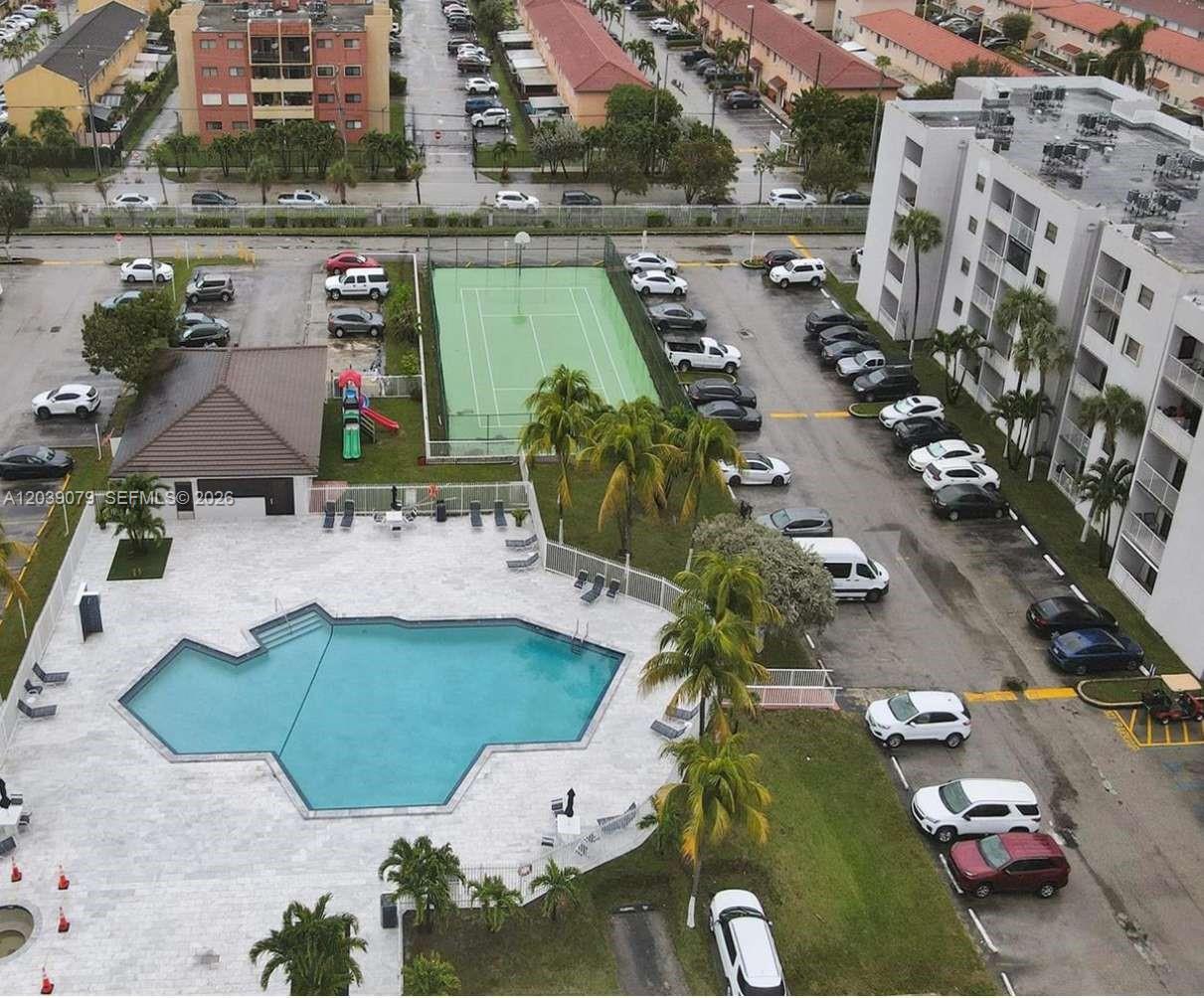 8075 NW 7th St # 115, Miami FL 33126 photo 5