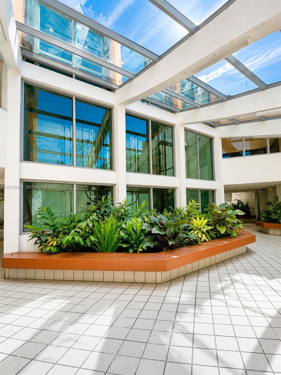 11800 SW 18th St # 4, Miami FL 33175