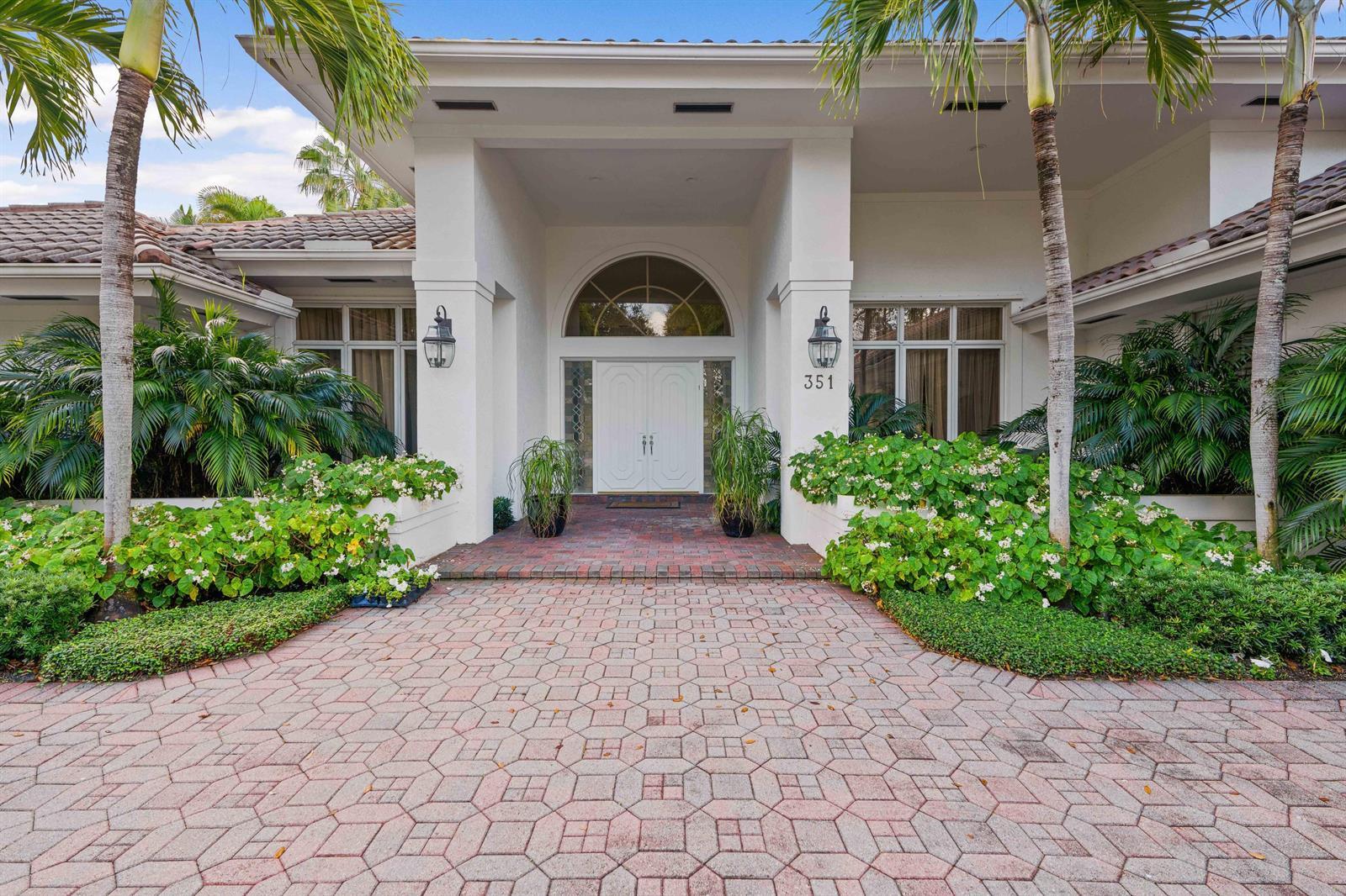 351 Eagle Drive, Jupiter FL 33477 photo 3