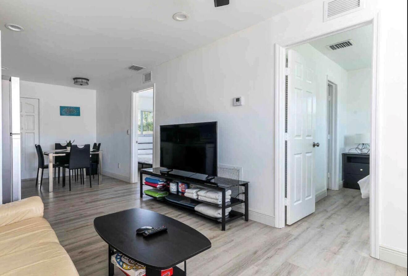 2499 NE 2nd Avenue # B, Boca Raton FL 33431 photo 4