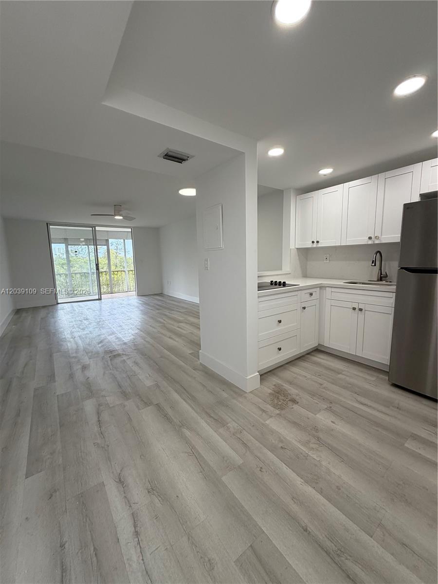 2980 Point East Dr # D311, Aventura FL 33160 photo 3